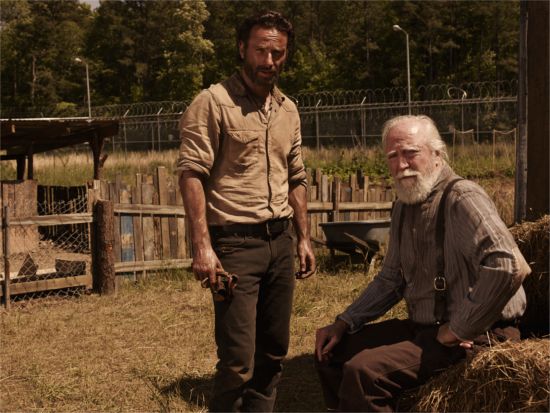 the-walking-dead-too-far-gone-1